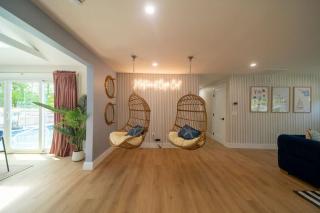 Cape Cod heated Pool, Putting Green, Speak Easy, Game room, - Harwich - 4