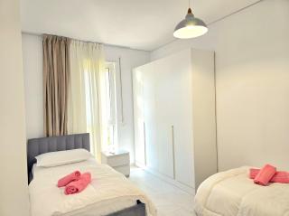 Beachside Apartments - 7