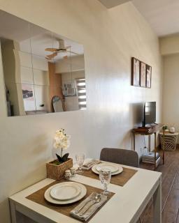 Studio 7C at One Regis - 8