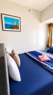 Modern 1BR Condo in Air Residences Makati Near Ayala CBD City View - 4
