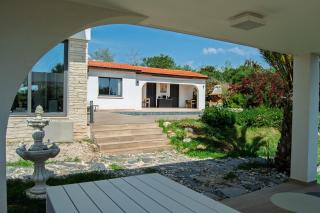 Villa Leda - The Guest Wing - 1