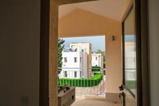 Leda Beach Villa - 6
