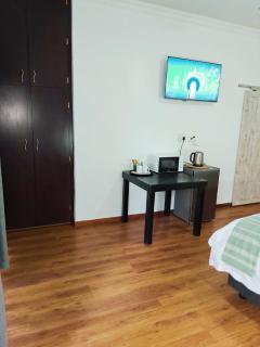30 on Latham Guesthouse - 5