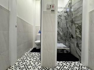 Stylish Aparthotel with Parking, Office&Pool Table - 3