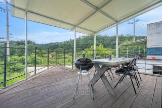 Kyeongju JS Pet Poolvilla - 3