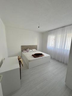 House ll - 9
