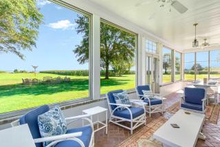 Historic Riverfront Estate 700 Acres Pool Dock & Lakes - 6