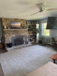 Cozy Scarborough Home, 5 mins to beaches, 12 mins to Portland - 5