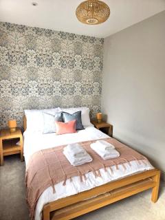 Cosy Cheltenham Retreat, Prime Location, Parking - 7