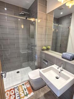 Cosy Cheltenham Retreat, Prime Location, Parking - 6