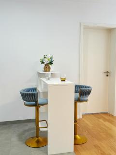Frankfurt Messe 5-minute Deluxe Suite - 9