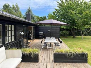 Experience The Charming Cottage Near Ruslands Bakker - 4