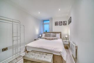 Charming Home Away From Home - 9