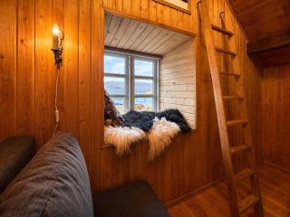 Traditional Cabin with Sea View - 5