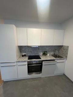 Frankfurt Messe 5-minute Deluxe Suite - 7