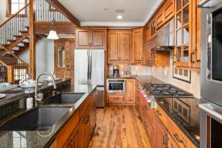 Mountain Villa 510 Next To WP Resort I Private Hot Tub I Great Views I Activity Program - 5