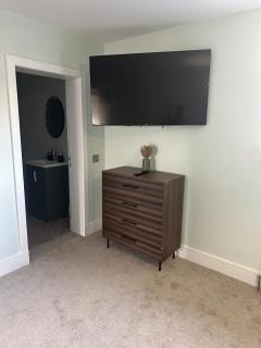 Spacious 3-Bed, Sleeps 6, Contractors Welcome - 3