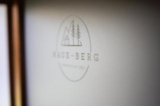 Haus am Berg inkl Privat Chalet Pool Wellness - 2