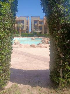 'Chalet with a Lagoon and Pool View in Blue Pay Assia 'Families Only - 8