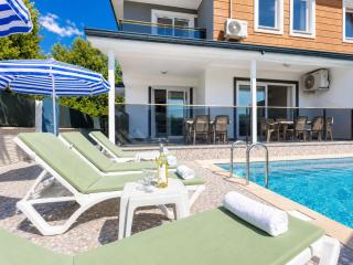 Villa Azalea 1 - 6