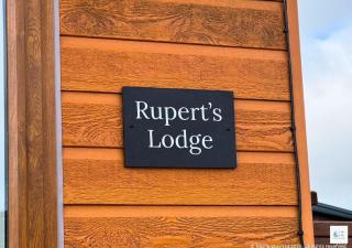 Rupert's Lodge - 9