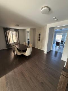 Large 5 bedroom house - 8