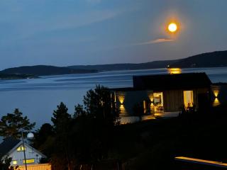Västkustvillan med havsutsikt och pool - 5