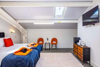 The Smedley Suites - King Beds and AirConditioning - 4