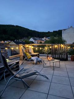FOUR ROOMS Carlsbad Authentic - 2