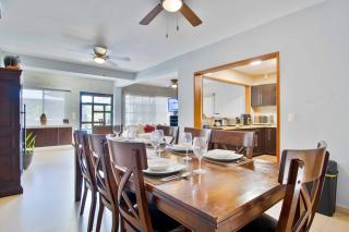 Gaming Villa - 4 Bedrooms - Private Pool - Movie Theater - fits 10 - 8