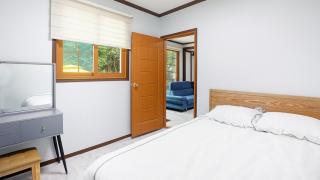 Taean Anmyeondo Lake and Sea Village Pension - 6
