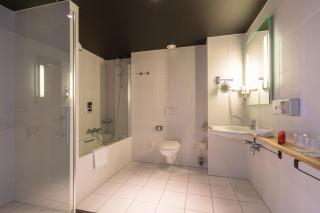 Leonardo Hotel Almere City Center - 6