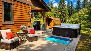 Snowberry Lodge - 1
