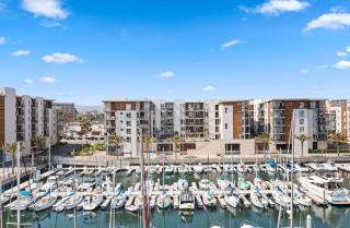 Modern Marina View Apt Walk to Beach & Dining - 6