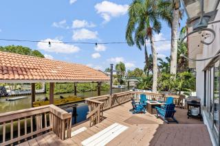Palm Harbor Family Retreat - 5