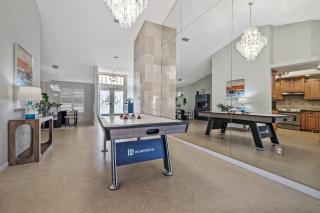 Palm Harbor Family Retreat - 2