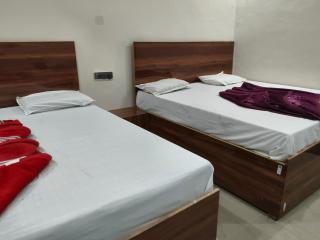 Hotel Kanhaiya Inn - 3