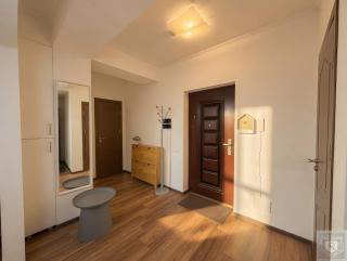 RentHouse Apartments Ambient Light - 1