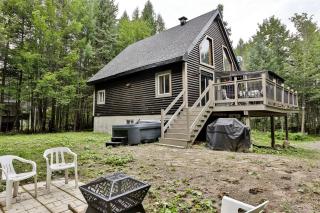 Chalet Gordon - Log Cabin Hot Tub & Lake Access - 4
