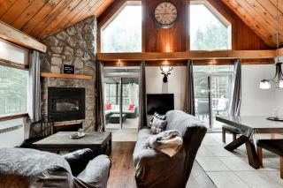 Chalet Gordon - Log Cabin Hot Tub & Lake Access - 1
