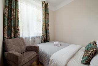 Świętojerska Comfort Apartment by BookingHost - 2