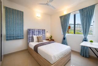 Prism by Red Olive 4BHK OMR HighFloor City View - 2