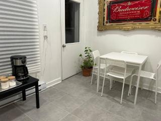 Group-Friendly 4BR Flat Cozy Central NearAllattr - 4