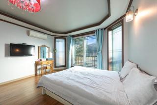 Hongcheon Vivaldi Castle - 1