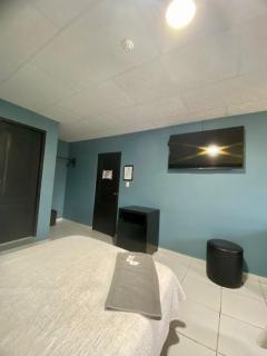 Hotel Confort - 8