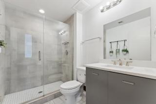 Chic City Escape Cozy Condo No 209 - 8