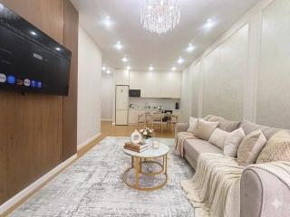 Estet Apartment by Mega Mall - 4