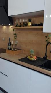 Split Luxury Oasis - 6