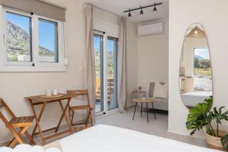 Elyris Apartments - 3