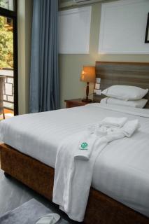Greenside Hotel - 9